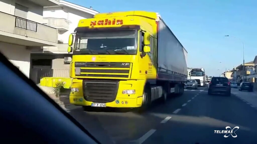 Traffico pesante deviato in A14, passa la risoluzione